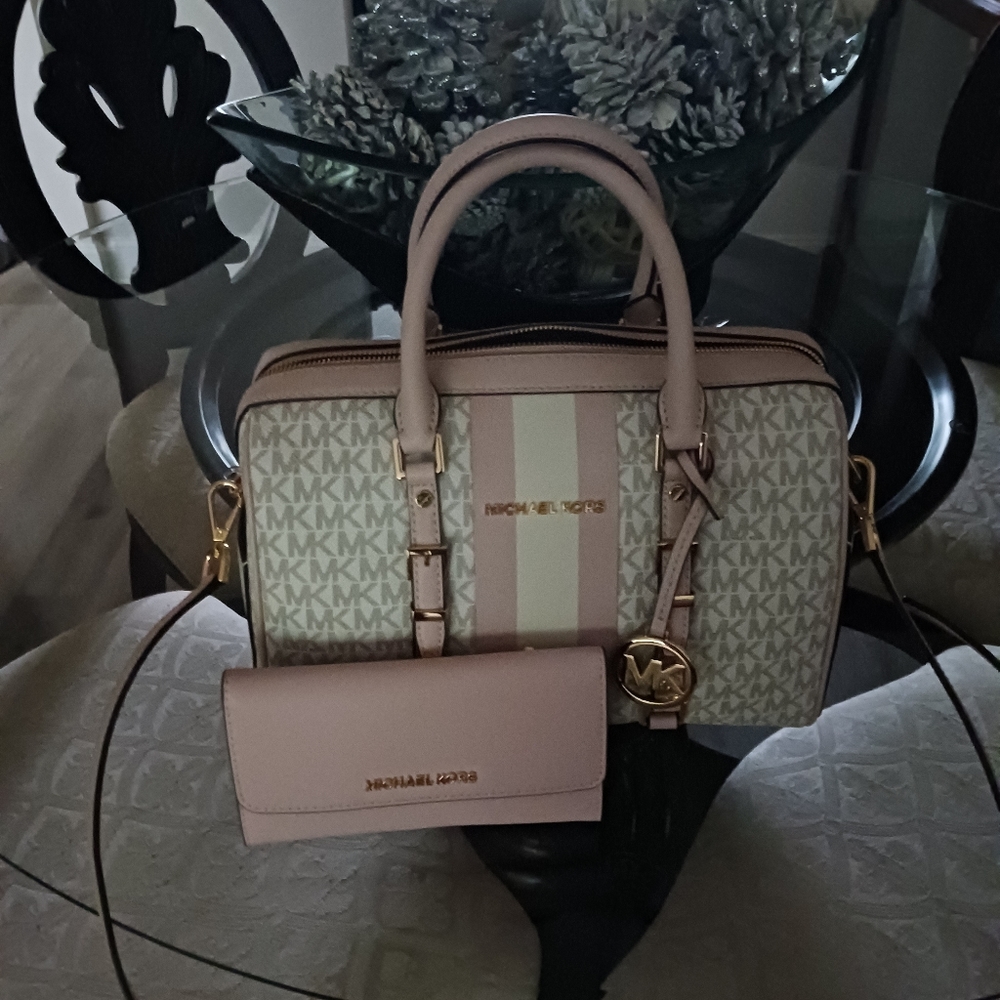 Handbag and wallet